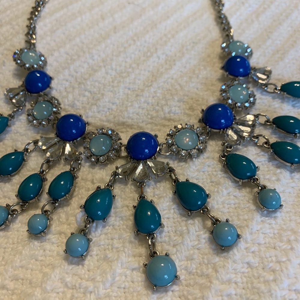 Statement Necklace - Picture 4 of 5